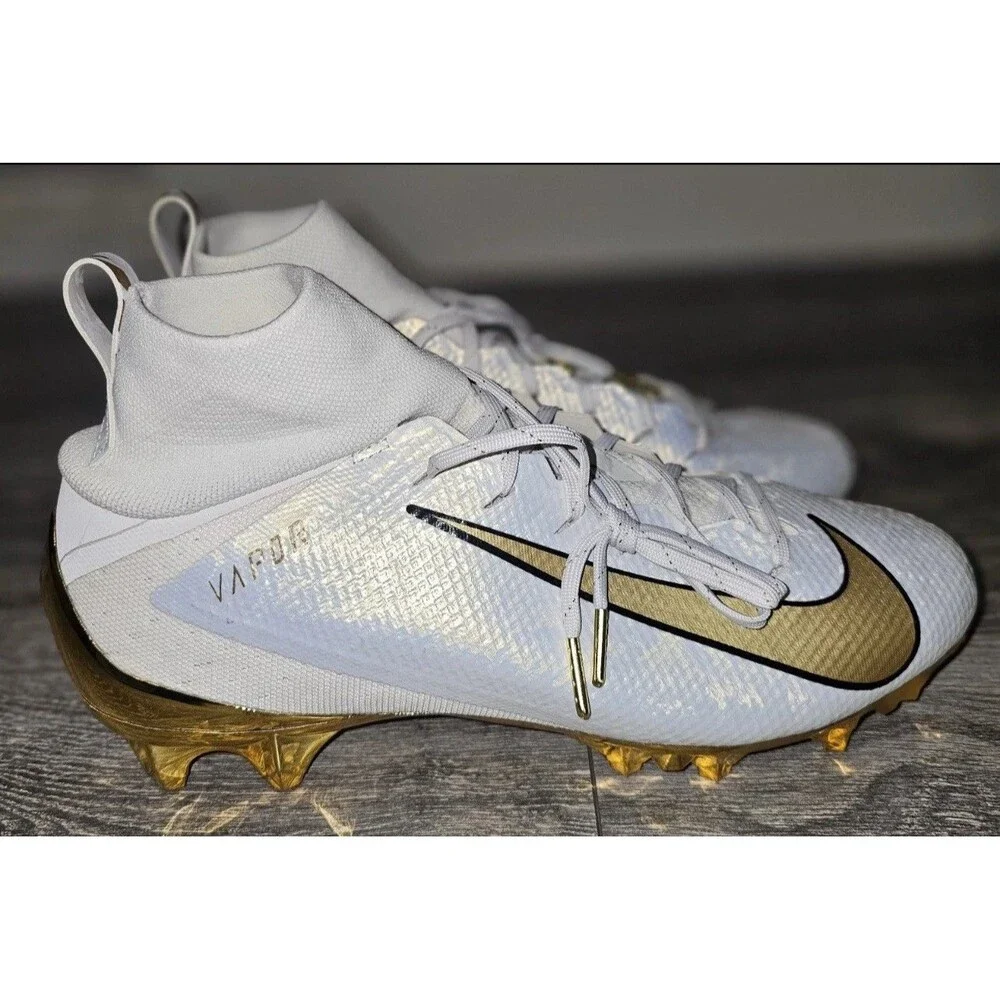Size 11 Nike Vapor Untouchable Pro 3 PRM Football Cleats Gold White AQ0634-007